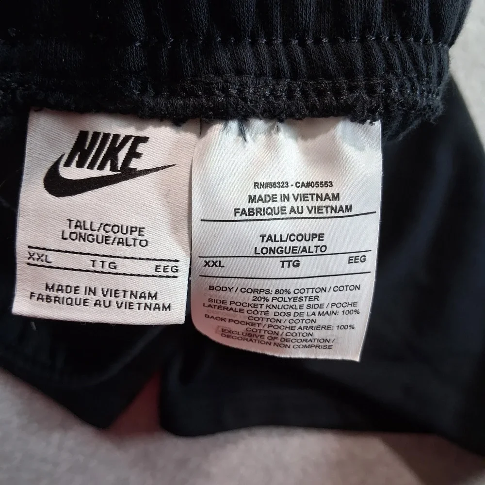 Nike Sportswear Club Fleece Shorts 2XL-Tall Black Swoosh BV2721-010 Athletic